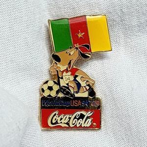 Coca Cola Cameroon World Cup 1994 Lapel Pin Flag Striker the Dog Soccer‎ Ball